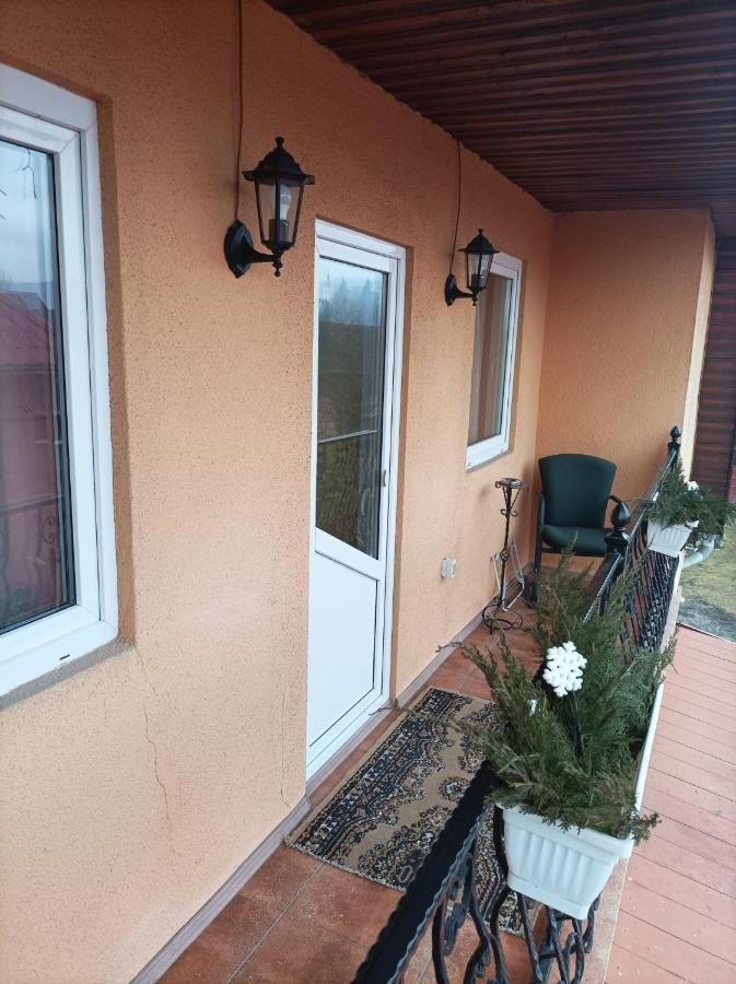 Hotel Gabriella Vendeghaz Lăzarea Exterior foto